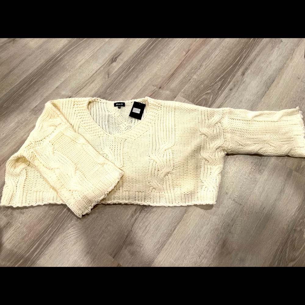 Cropped knit